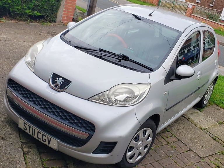 image for Peugeot, 107, Hatchback, 2011, Manual, 998 (cc), 5 doors