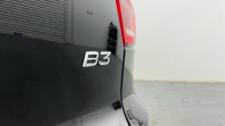 2024 Volvo XC40 Ultimate, B3 Mild hybrid, Petrol, Dark Estate Petrol Automatic