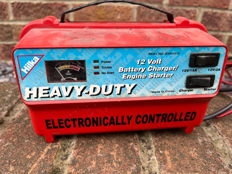 Hilka Battery Charger 