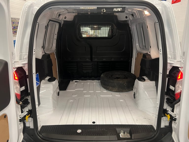 2022 Ford Transit Courier TREND 1.5TDCI 100PS VAN (EURO 6) PANEL VAN Diesel Manual