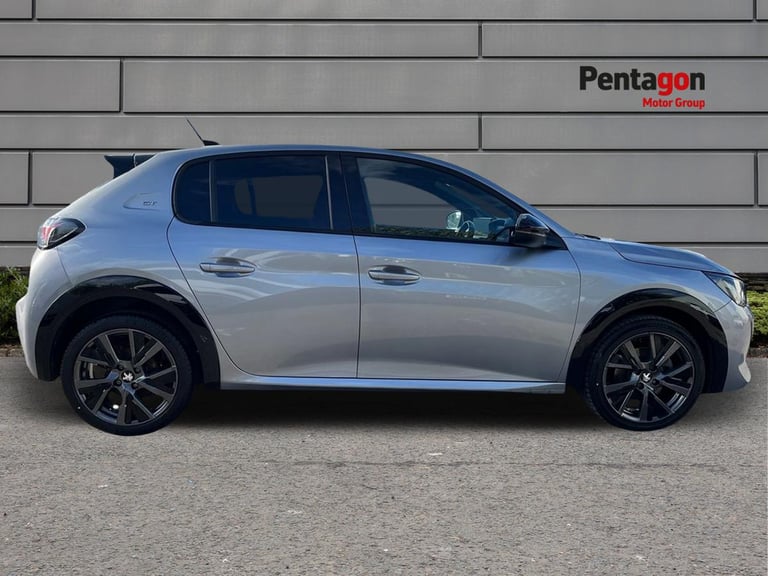  Peugeot 208 1.2 Puretech Gt Hatchback 5dr Petrol Eat Euro 6 s/s 130 Ps Petrol