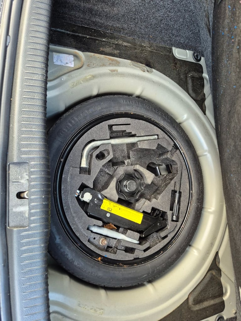 Volkswagen, GOLF, Hatchback, 2006, Manual, 1984 (cc), 3 doors, cheap car