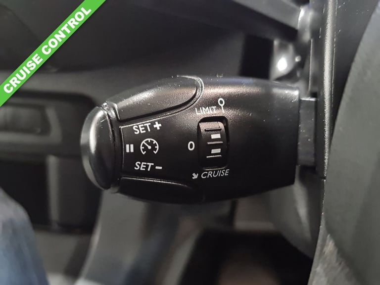 VAUXHALL VIVARO 1.5 TURBO D 2900 SPORTIVE P/V L2 H1 100 BHP LWB DIESEL