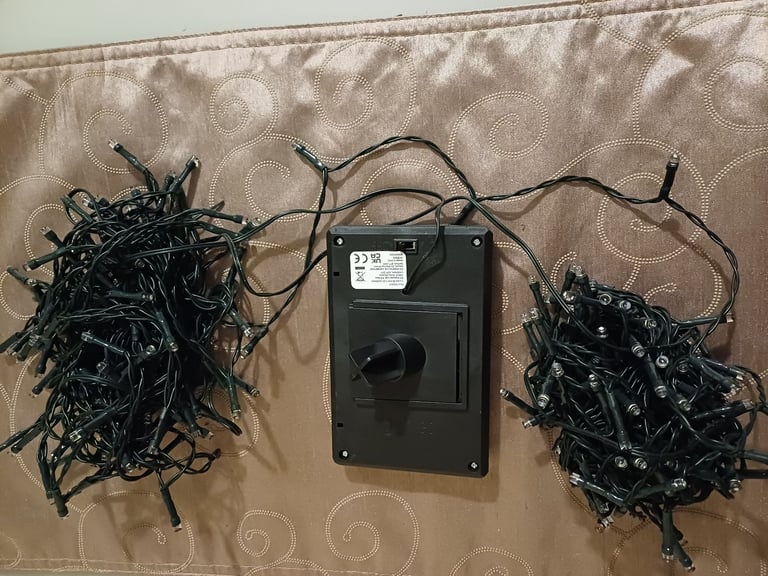 Bundle of  solar powered  lights Led 