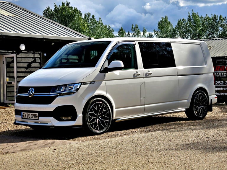 image for VOLKSWAGEN TRANSPORTER KOMBI T6.1 150BHP DSG LWB HIGHLINE SPORTLINE White Auto