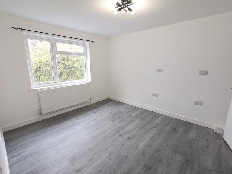 Selection of brand new en-suite rooms to rent in South Harrow. Large kitchen, garden and parking