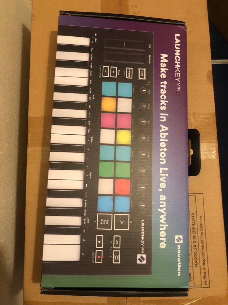 image for Novation LaunchKey 25 MkII 