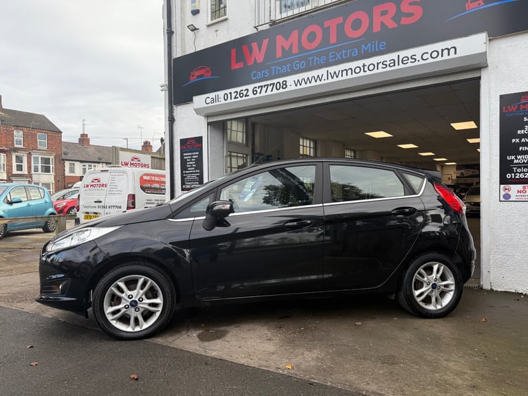2015 Ford Fiesta 1.25 82 Zetec 5dr HATCHBACK Petrol Manual