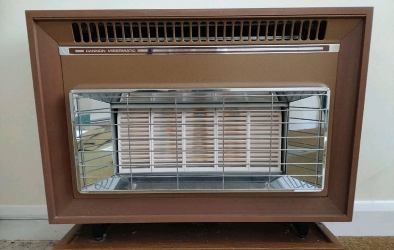 image for Old but really hot gas fire 