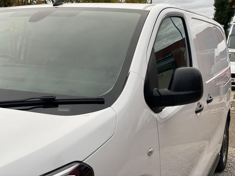 2019 Peugeot Expert 2.0 BlueHDi 1400 Professional Standard Panel Van MWB Euro 6 (s/s) 6dr PANEL V...