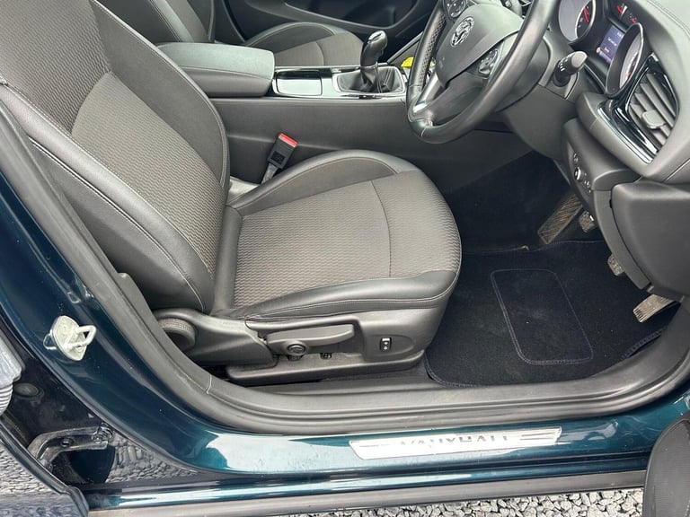 2018 Vauxhall Insignia 1.6 Turbo D ecoTec [136] Tech Line Nav 5dr HATCHBACK Diesel Manual