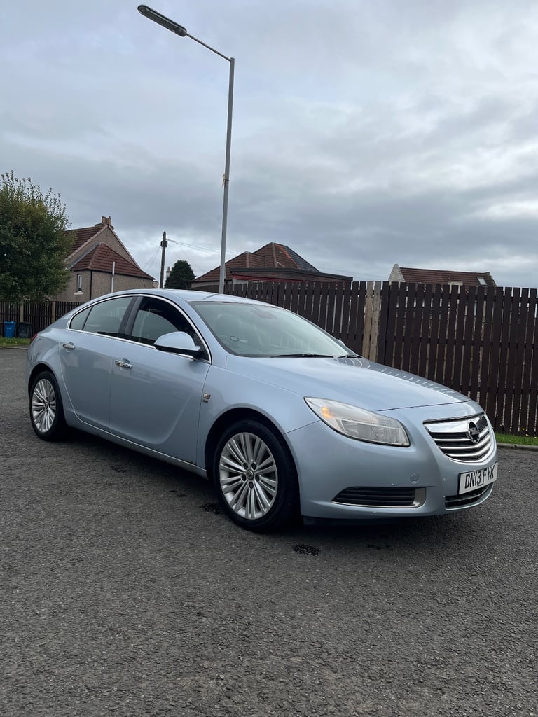 Vauxhall Insignia 2.0 CDTi SE