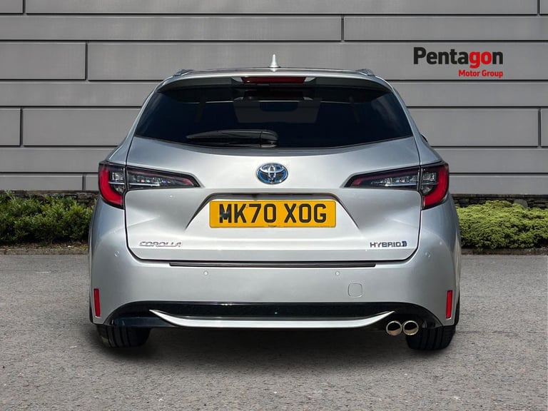Toyota Corolla Touring Sports 2.0 Vvt H Design Touring Sports 5dr Petrol