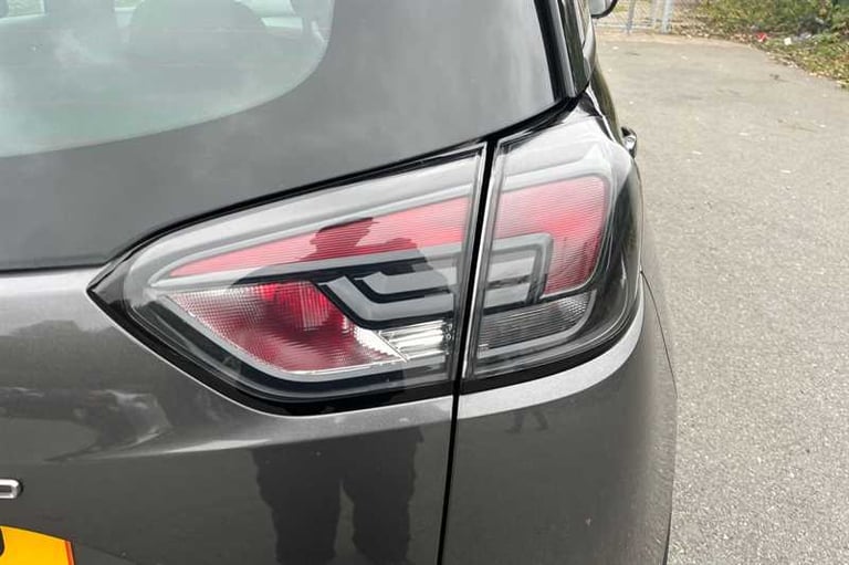 2021 Vauxhall Crossland 1.2i (83 PS) SE 5 Door Petrol SUV *** 1 Private Owner from New *** SUV Pe...