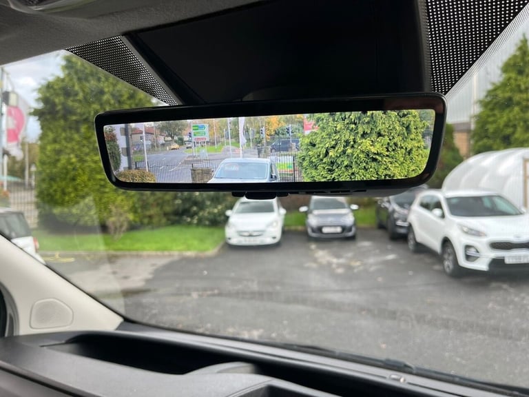 2022 Ford Transit Custom 2.0 300 EcoBlue Limited Crew Van Double Cab 5dr Diesel Manual L2 H1 Euro...