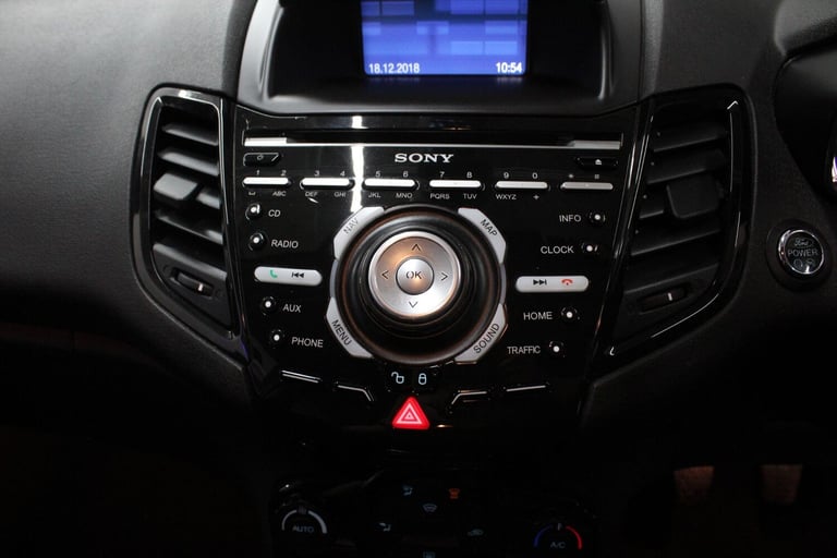 2017 Ford Fiesta 1.0T EcoBoost Titanium Euro 6 (s/s) 5dr HATCHBACK Petrol Manual