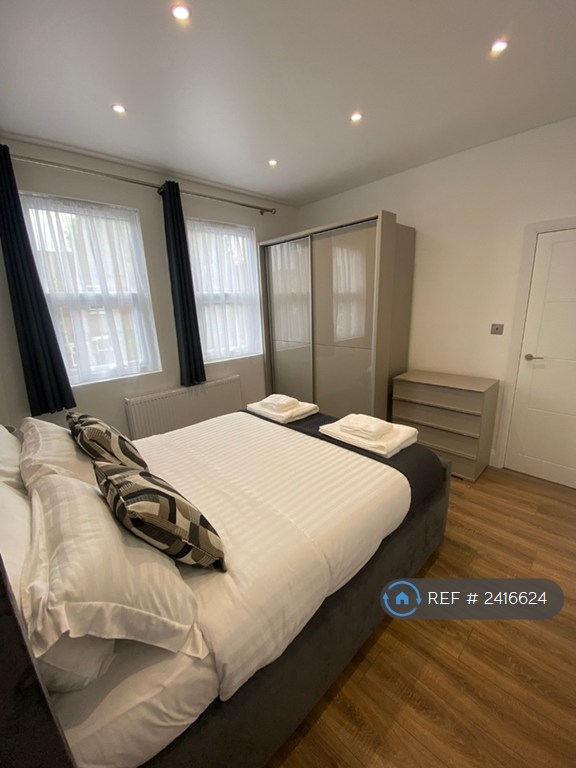 1 bedroom flat in London, Greater London, United Kingdom, SE18 (1 bed) (#2416624)