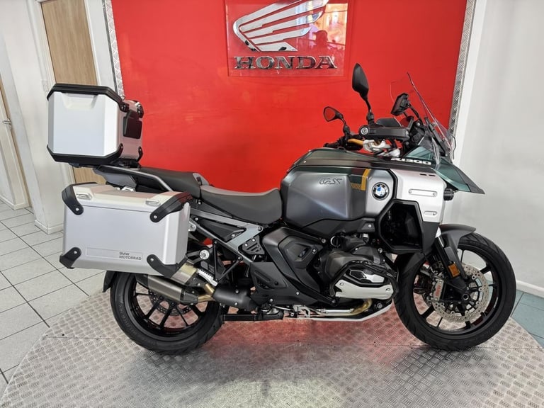 image for 2024 BMW R1300GS Adventure TE | Option 719 Karakorum