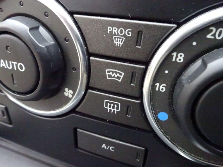 2012 Land Rover Freelander 2.2 SD4 HSE LUX 5dr Auto ESTATE DIESEL Automatic