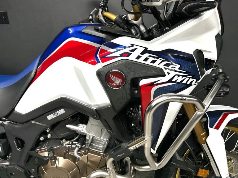 2018 18-PLATE HONDA AFRICA TWIN CRF1000 14,709 MILES * IMMACULATE * EXTRAS *
