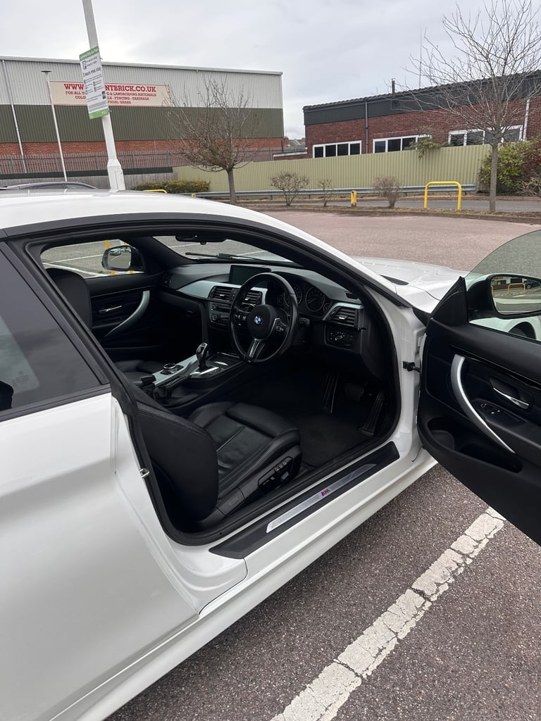 BMW, 4 SERIES, Coupe, 2013, Semi-Auto, 2979 (cc), 2 doors