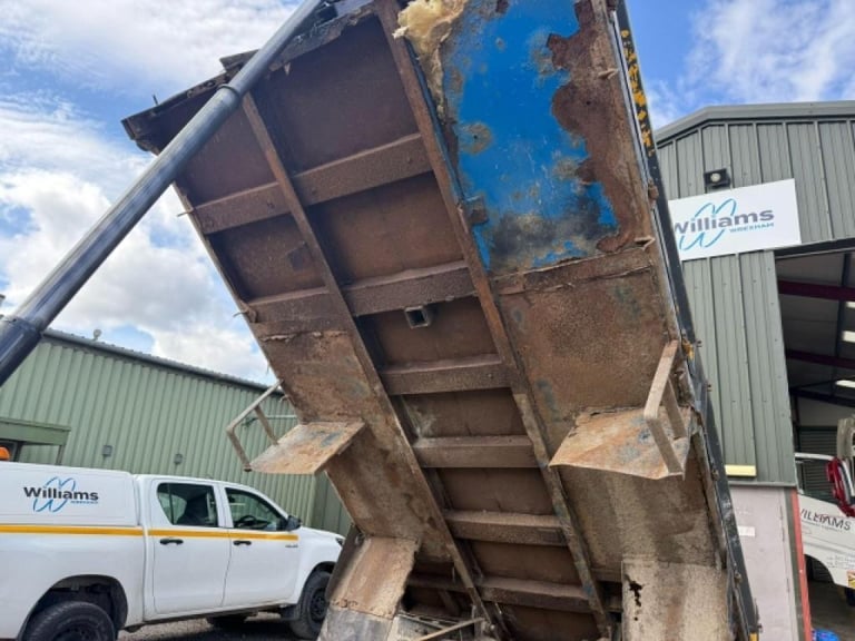 DAF LF 45.160 4x2 MANUAL GEARBOX TIPPER