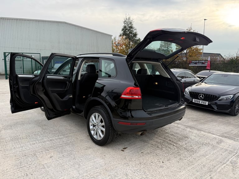 2015 Volkswagen Touareg 3.0 TDI V6 BlueMotion Tech Escape SUV 5dr Diesel