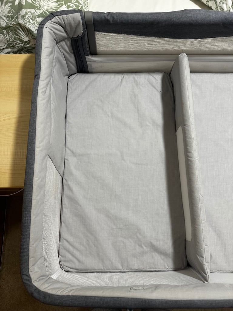 Chicco Next2Me Twins Bedside Crib 