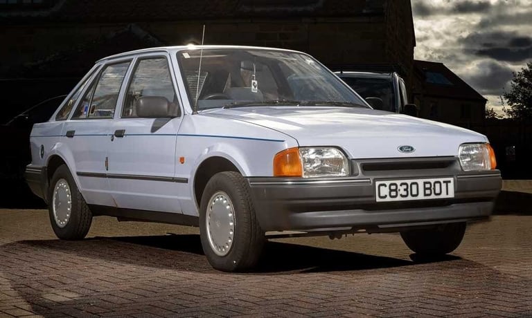 1986 Ford Escort 1.3 L 5dr Hatchback Petrol Manual