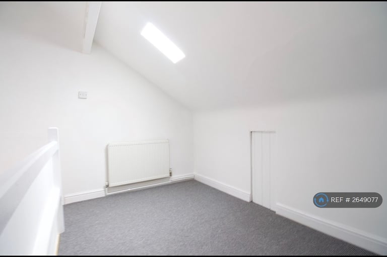 3 bedroom house in Cross Flatts Drive, Leeds, LS11 (3 bed) (#2649077)
