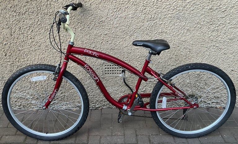 Bike/Bicycle.LADIES RALEIGH “ PACIFIC “ MEDIUM FRAME MOUNTAIN BIKE 