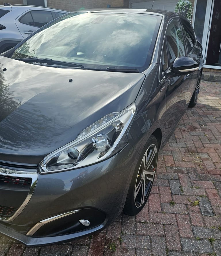 image for Peugeot, 208, Hatchback, 2015, Manual, 1199 (cc), 5 doors