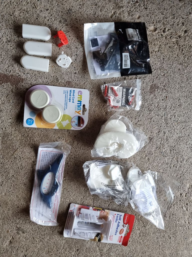 Selected baby/toddler safety bits and pieces