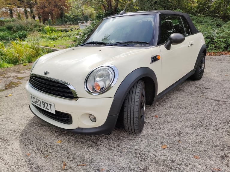Mini, CONVERTIBLE, Convertible, 2010, Manual, 1598 (cc), 2 doors