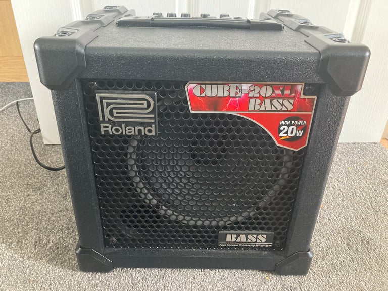 image for Roland Cube-20XL Bass BNIB