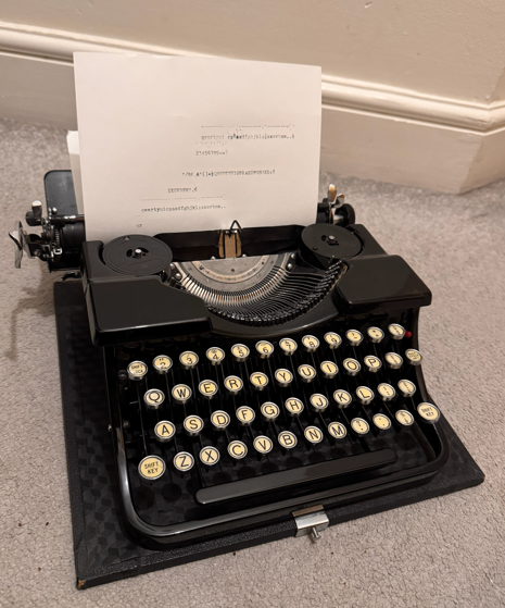 Vintage 1935 Blue Bird Typewriter in case