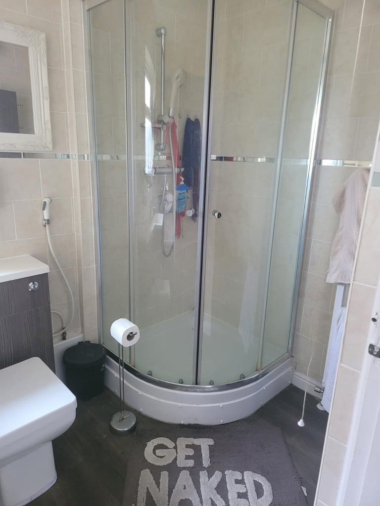 Spacious & Fully Furnished Double Room for Rent – TF4 2AR