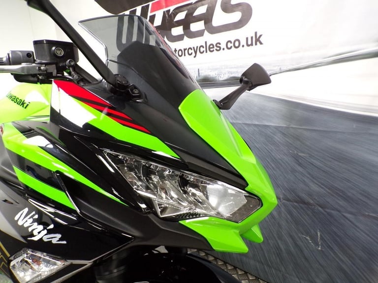 KAWASAKI NINJA 650