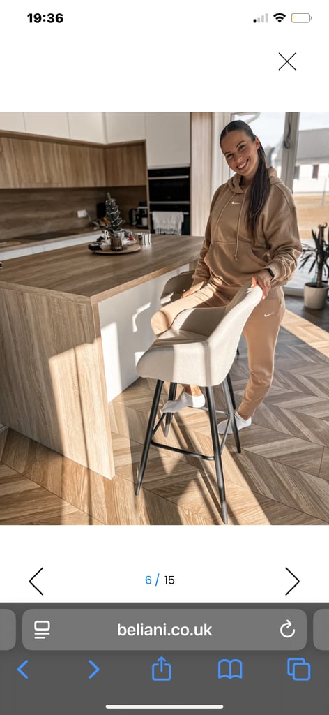 Brand New Barstools Set of 4 Bar Chairs 4 x New Breakfast Bar Chairs  Beige