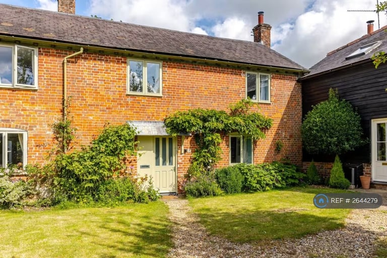 image for 4 bedroom house in Nursery Barn, Woodborough, Pewsey, SN9 (4 bed) (#2644279)