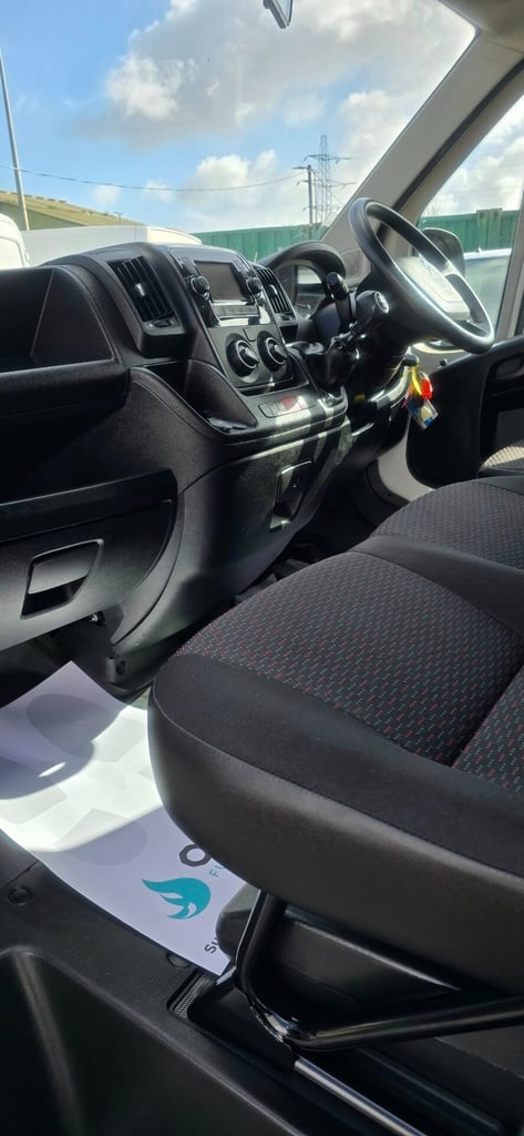 2020 Citroen Relay 35 L2H2 ENTERPRISE MWB 2.2 BLUEHDI 140ps EU6 S/S Panel Van Diesel Manual