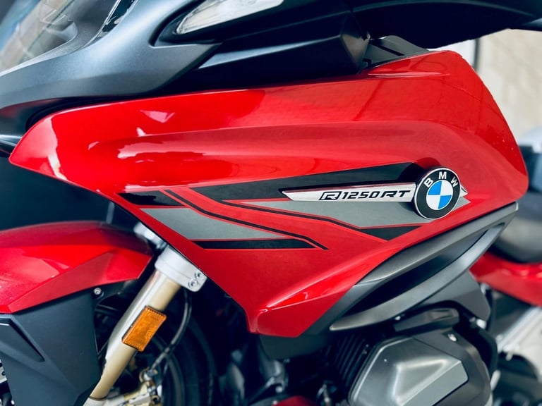STUNNING LOW MILEAGE 2019/69 BMW R 1250RT LE MOTORCYCLE 