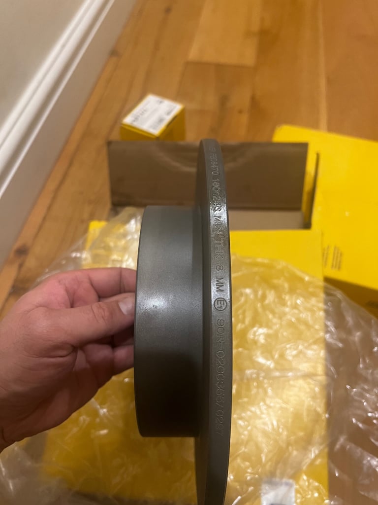 Honda mk7 rear discs & pads  5 stud 