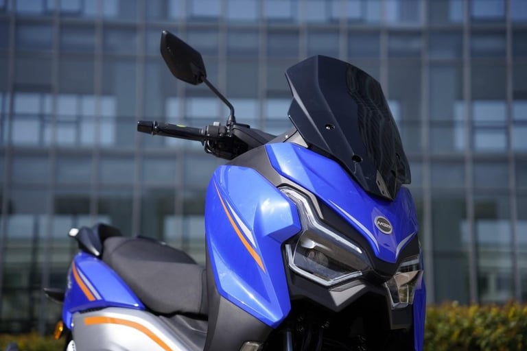 NEW MGB AMAX 125cc Automatic Scooter Learner Legal City Commuter Excellent MP...