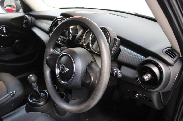 2018 MINI Hatch 1.5 Cooper Hatchback 5dr Petrol Manual Euro 6 (s/s) (136 ps) Hatchback Petrol Manual