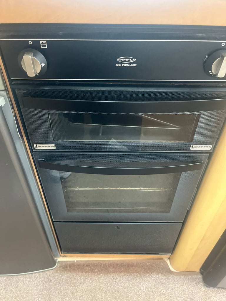 2011 caravan Bailey 4 berth inc motor mover & accessories