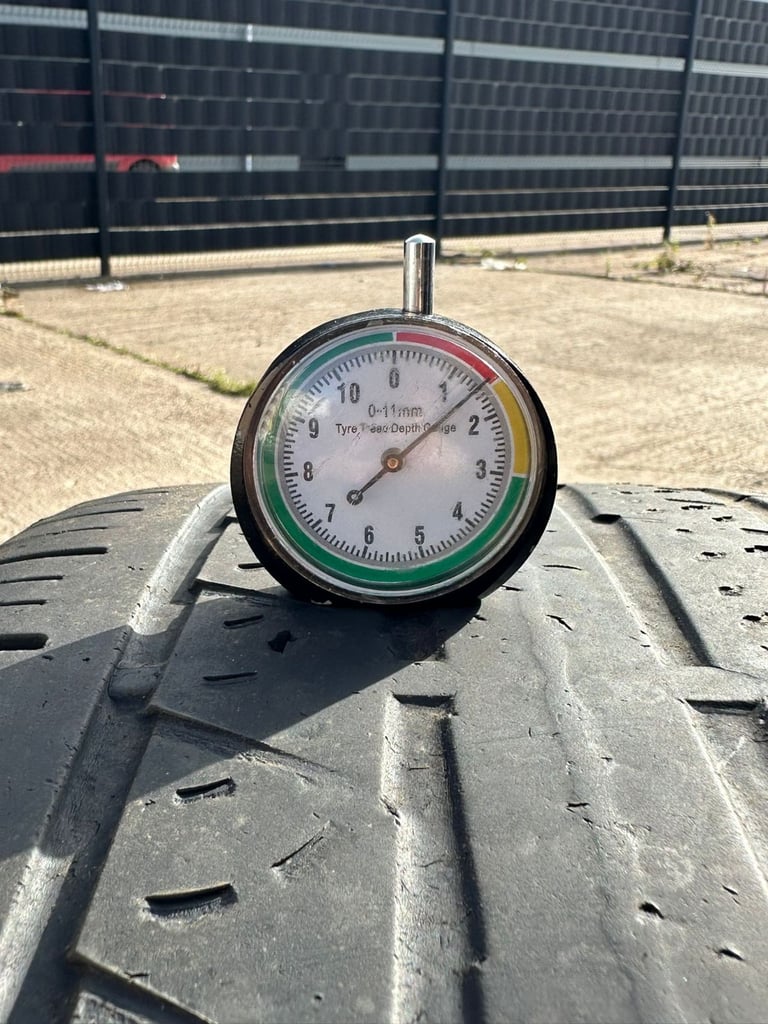 21" GENUINE RANGE ROVER VELAR ALLOY WHEELS & TYRES 5x108