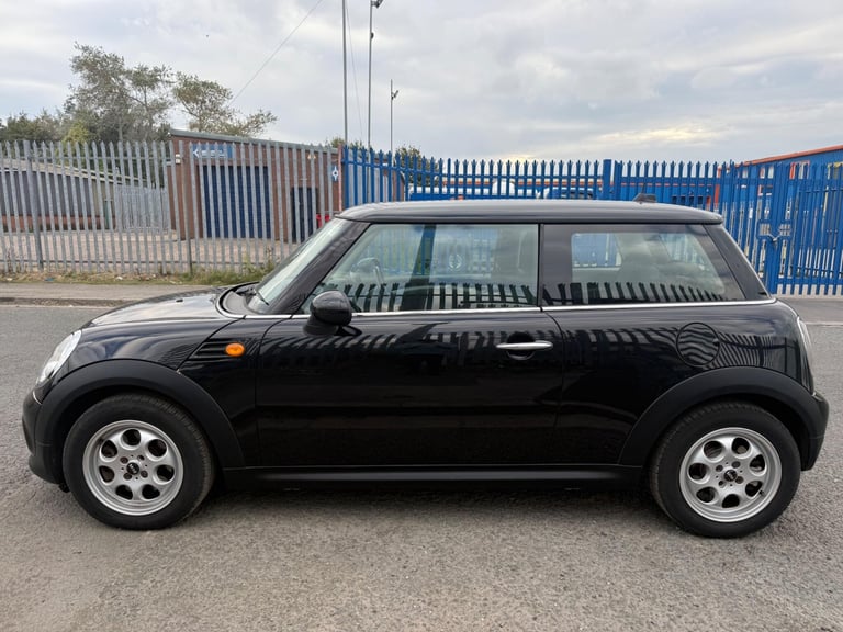 2011 MINI Hatch 1.6 Cooper Euro 5 (s/s) 3dr HATCHBACK Petrol Manual