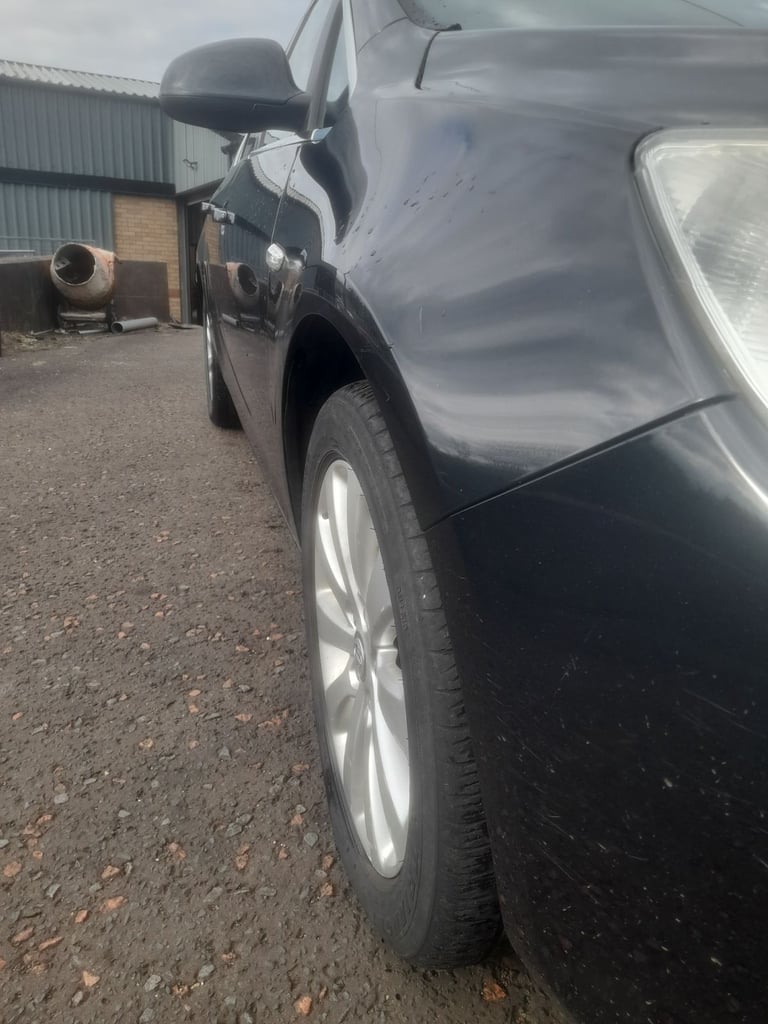 Vauxhall, ASTRA, Hatchback, 2011, Manual, 1956 (cc), 5 doors
