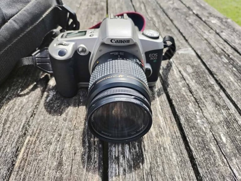 image for Canon Eos 500n camera with bag & instructions